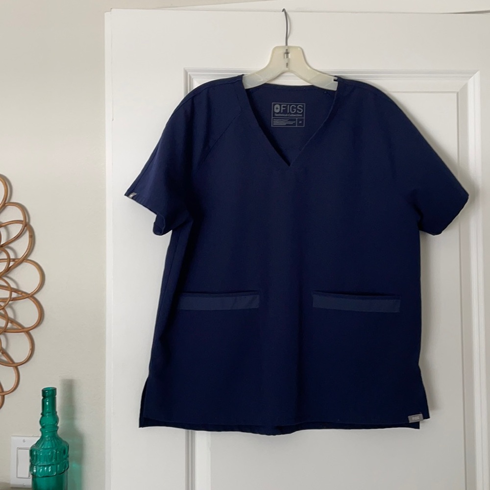 FIGS || Navy Delmas Oversized Scrub Top
